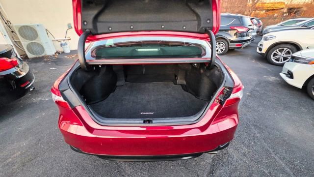 Used 2018 Toyota Camry XLE FWD image 27