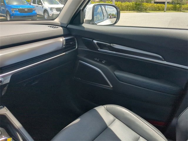 Used 2023 Kia Telluride S w/ S Sunroof Package image 6