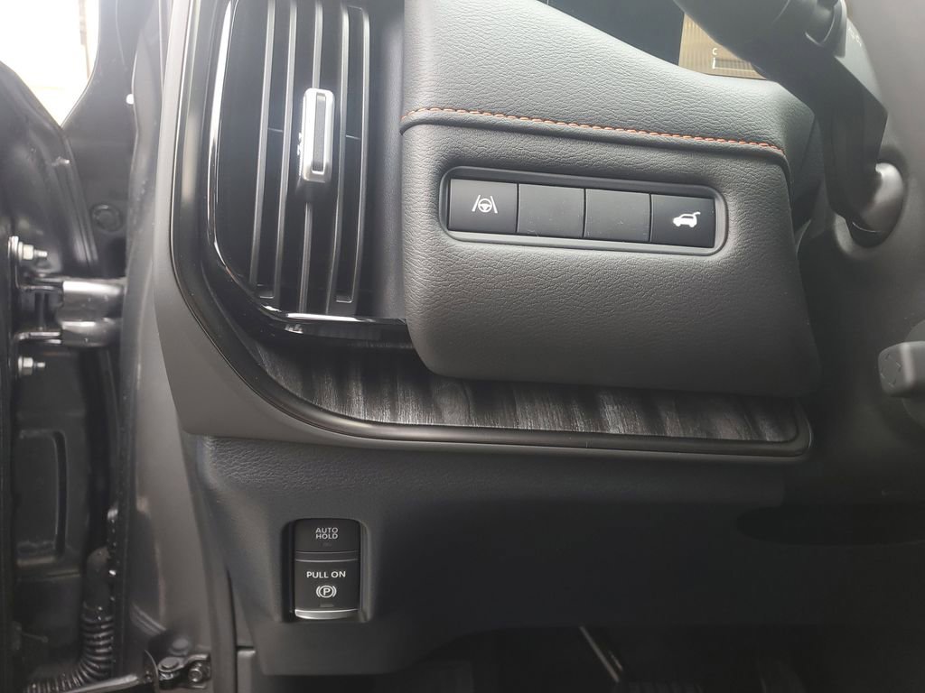 New 2025 Nissan Armada PRO-4X w/ Pro-4X Premium Package image 15