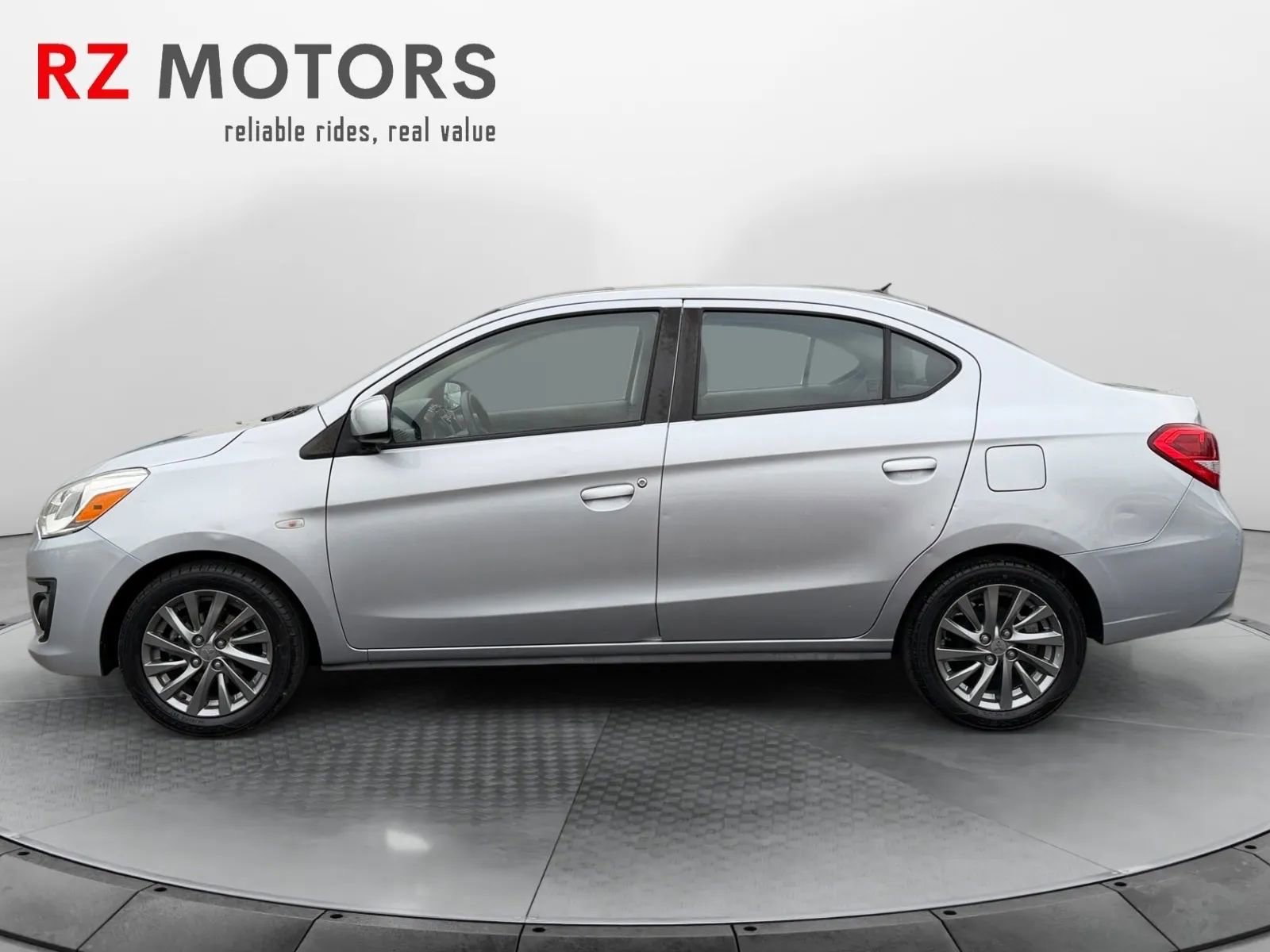 Used 2019 Mitsubishi Mirage G4 ES image 2