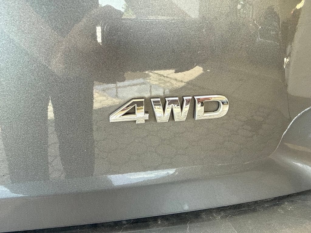 Used 2019 Nissan Pathfinder S AWD/4WD image 10