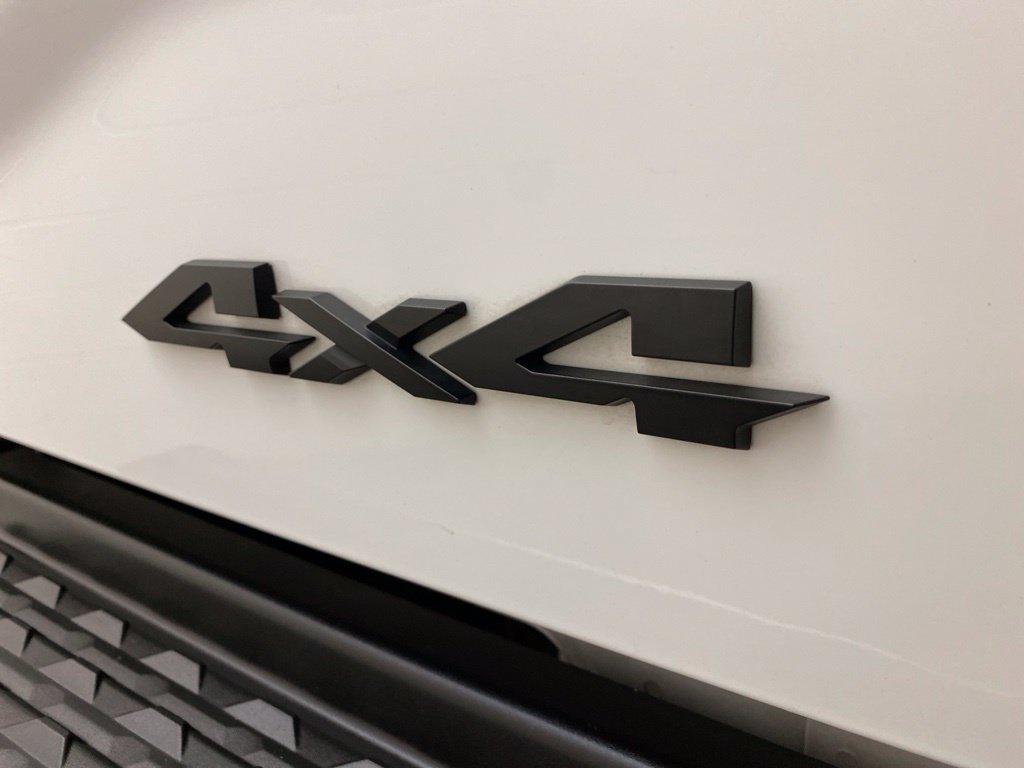 Used 2021 RAM 2500 Laramie w/ Night Edition AWD/4WD image 9