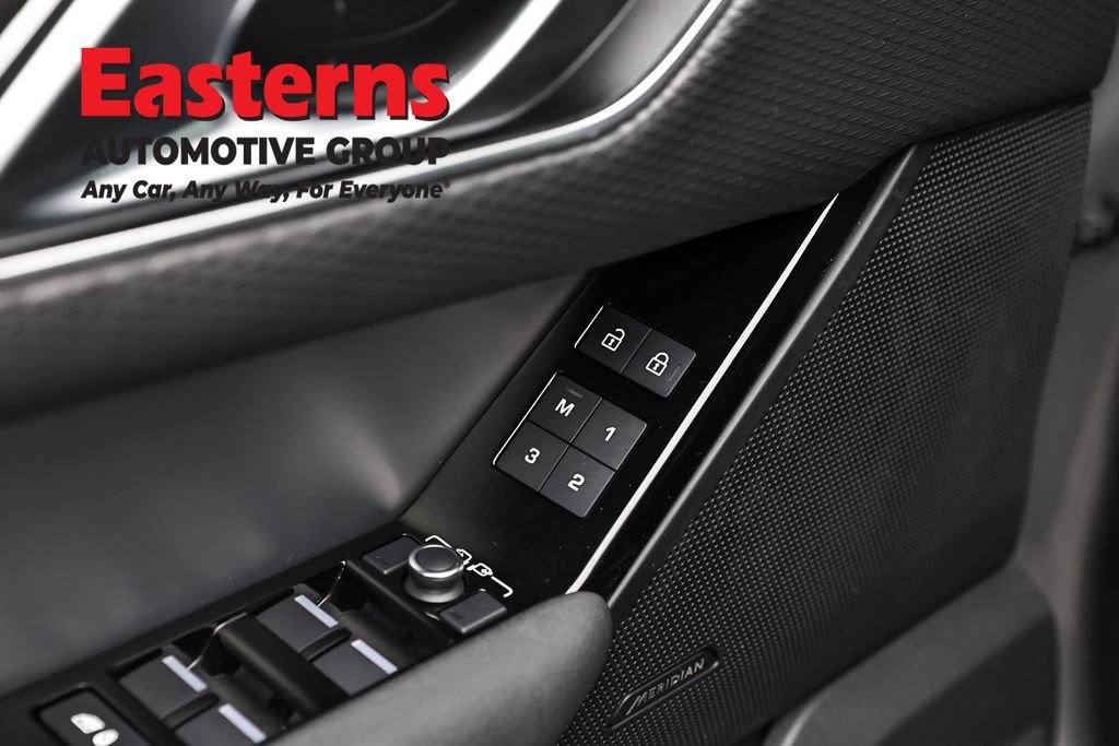 Used 2023 Land Rover Range Rover Velar R-Dynamic S AWD/4WD image 21