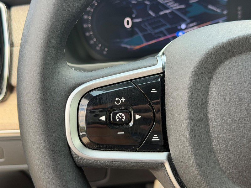 New 2026 Volvo XC90 B5 Plus w/ Protection Package AWD/4WD image 10