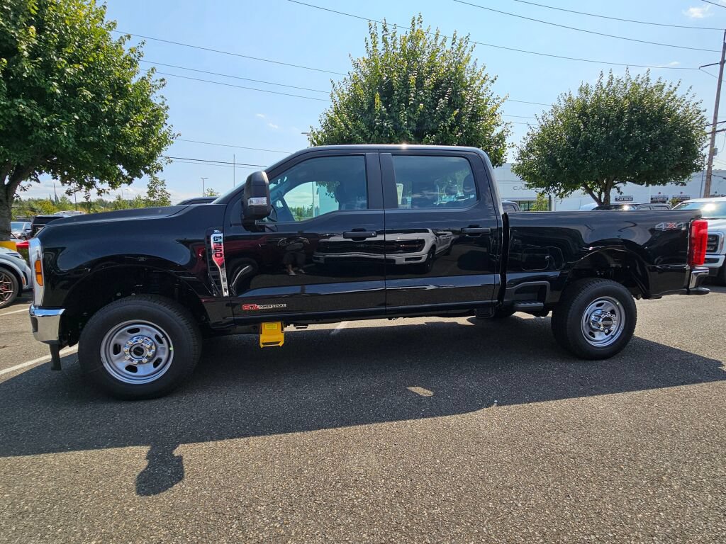 New 2026 Ford F350 XL w/ XL Chrome Package AWD/4WD image 8