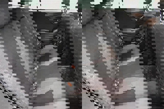 Used 2022 Subaru Outback Premium image 19