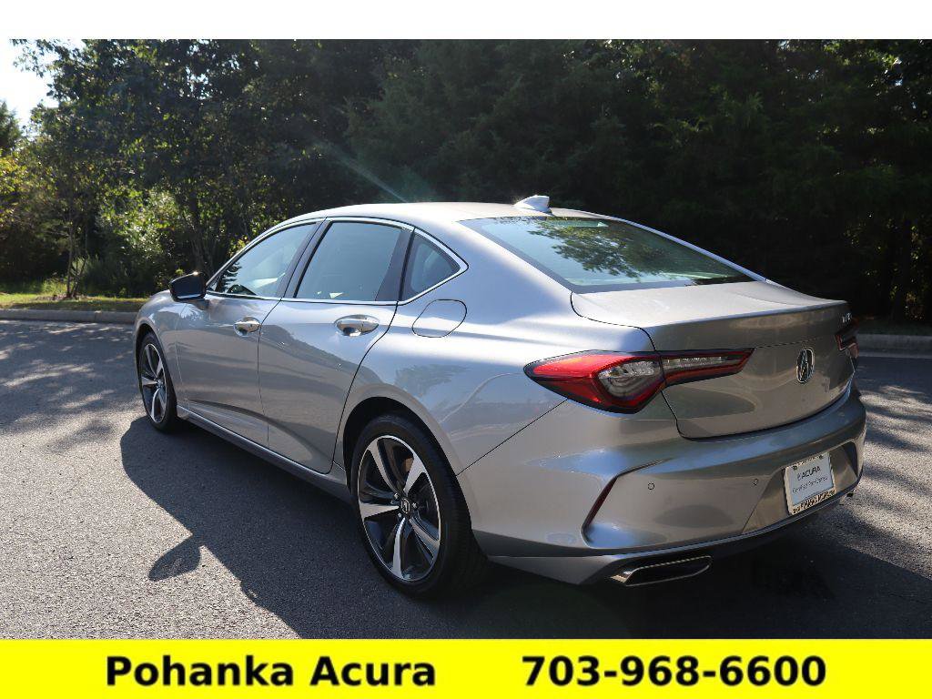 Certified 2025 Acura TLX w/ Technology Package image 5