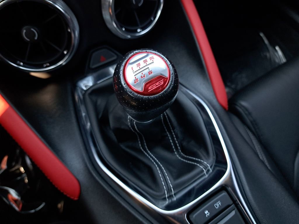 Used 2022 Chevrolet Camaro SS image 23