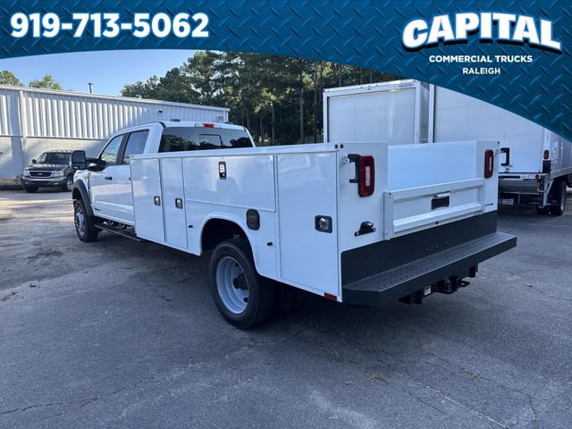 New 2026 Ford F550 4x4 Crew Cab image 8