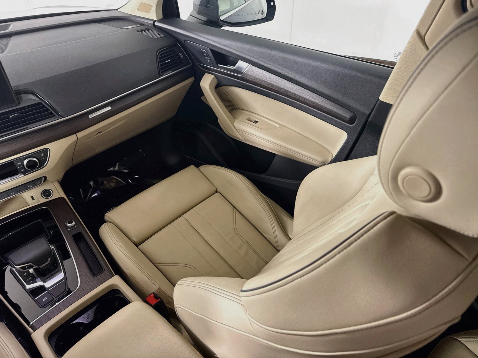 Certified 2024 Audi Q5 2.0T Premium Plus w/ Premium Plus Package AWD/4WD image 23