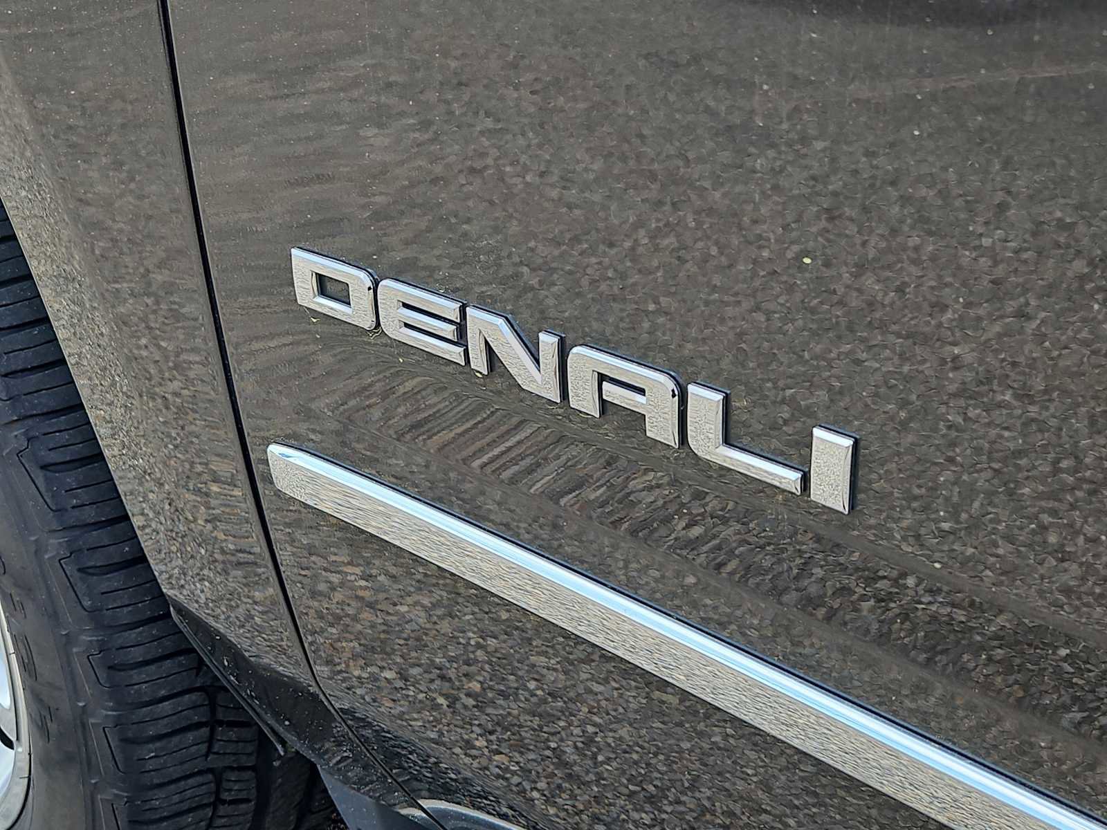 Used 2020 GMC Yukon Denali AWD/4WD image 13