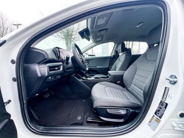 Certified 2025 Kia K4 EX image 12