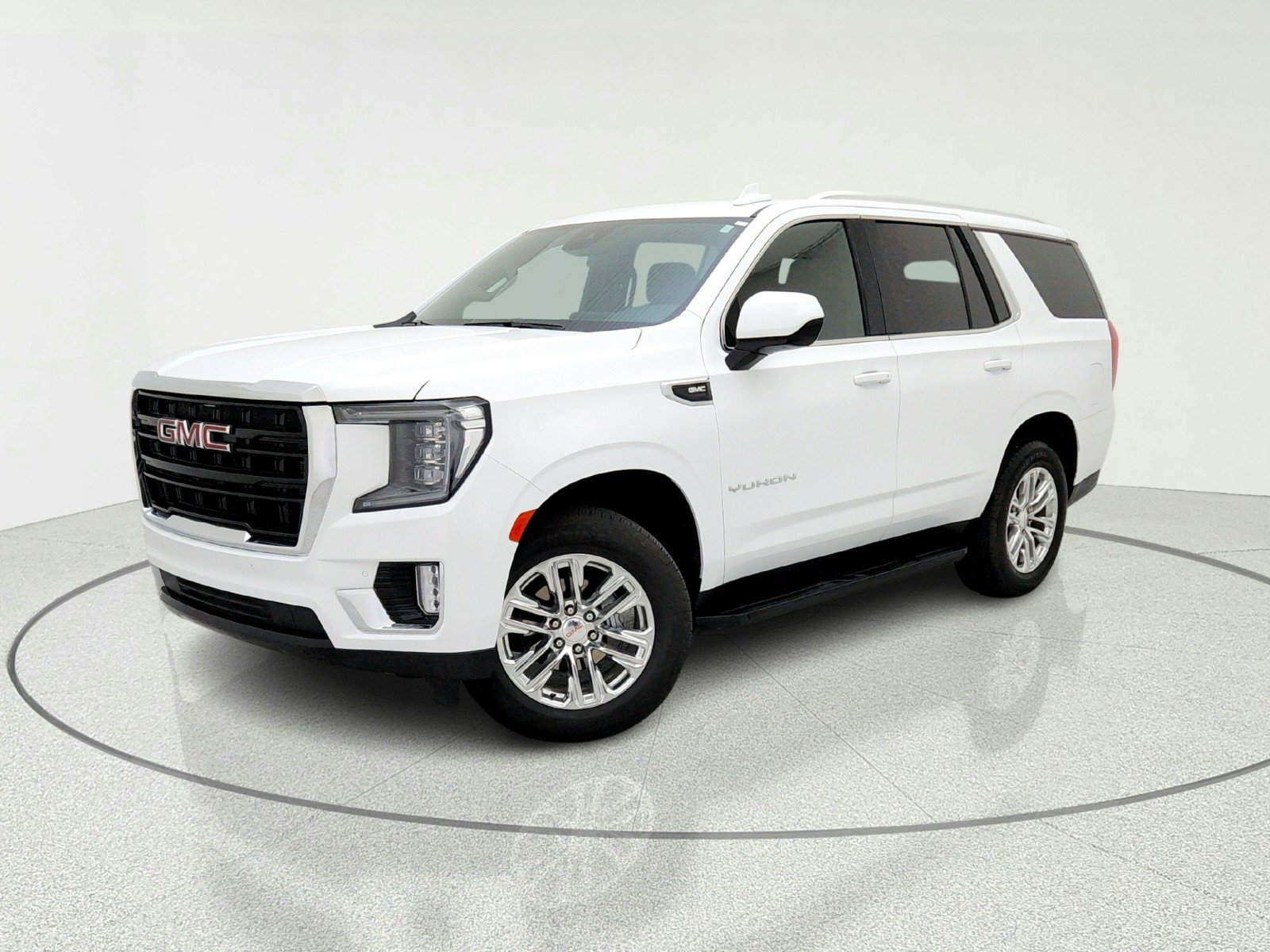 Used 2024 GMC Yukon SLE w/ Max Trailering Package AWD/4WD image 1