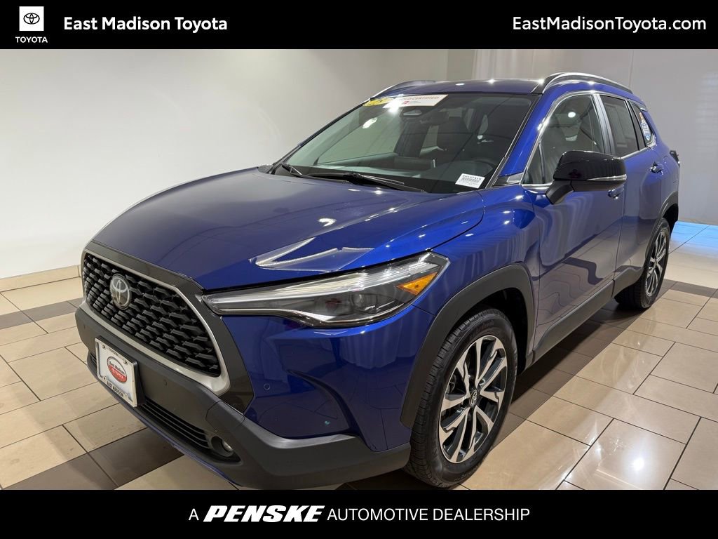 Certified 2025 Toyota Corolla Cross XLE