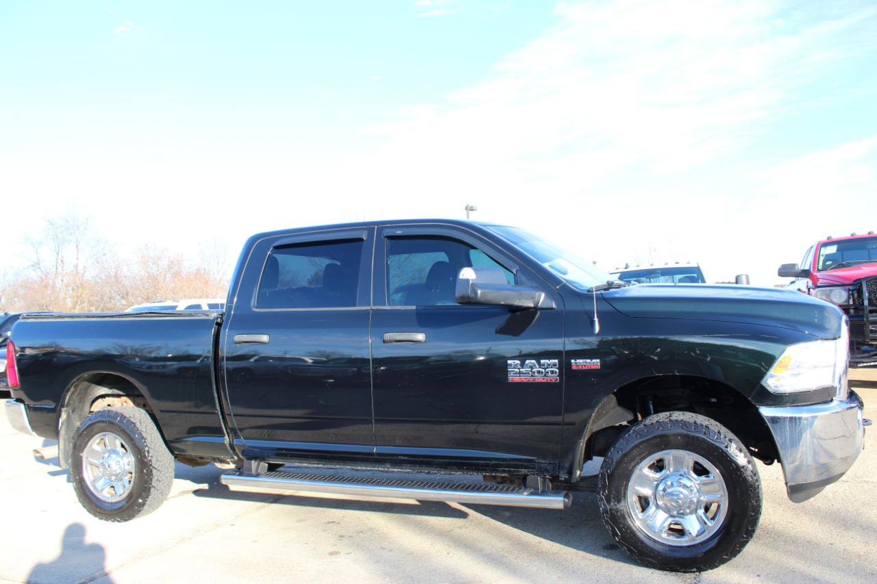 Used 2017 RAM 2500 Tradesman w/ Chrome Appearance Group AWD/4WD image 6