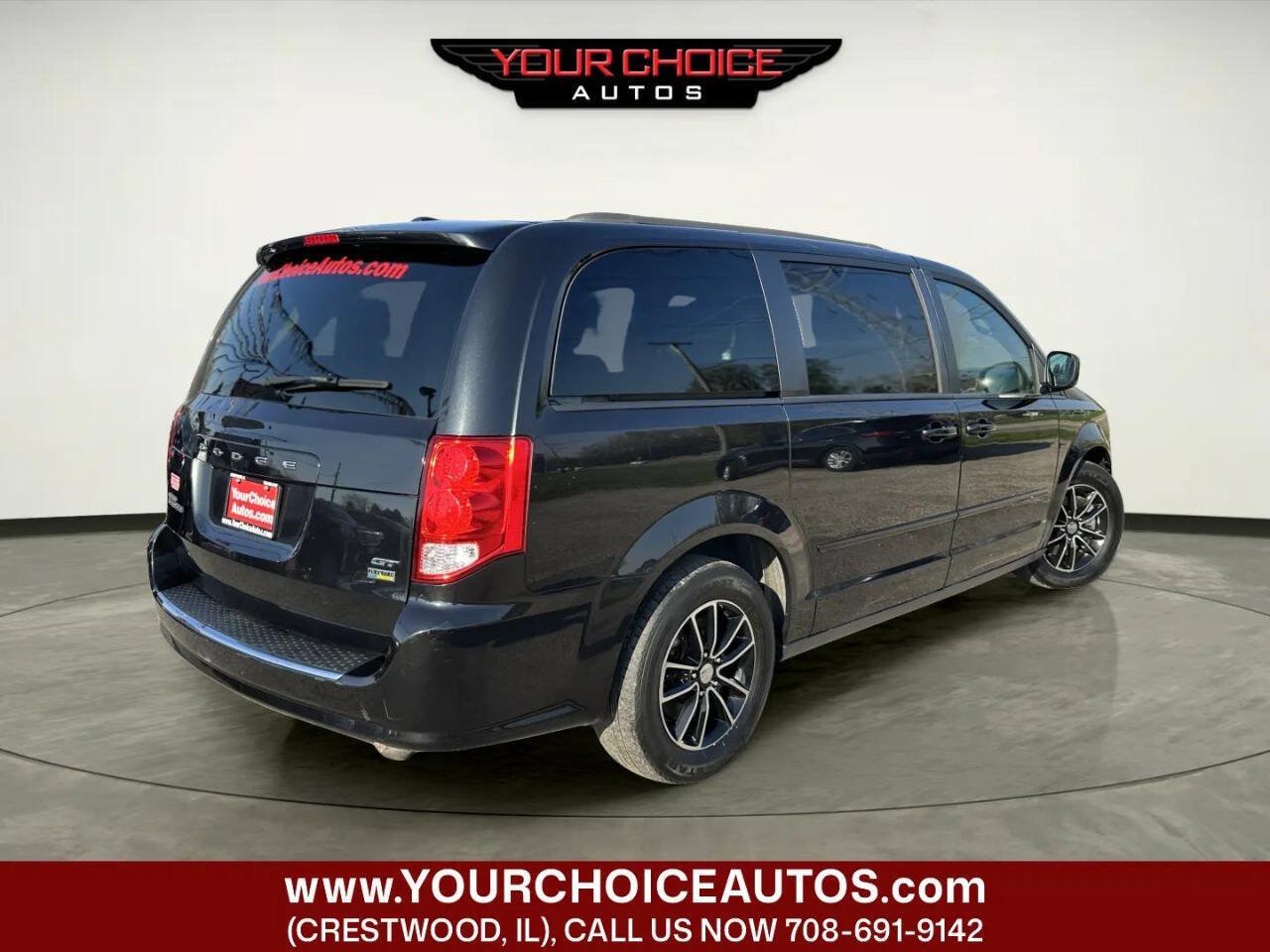 Used 2017 Dodge Grand Caravan GT FWD image 4