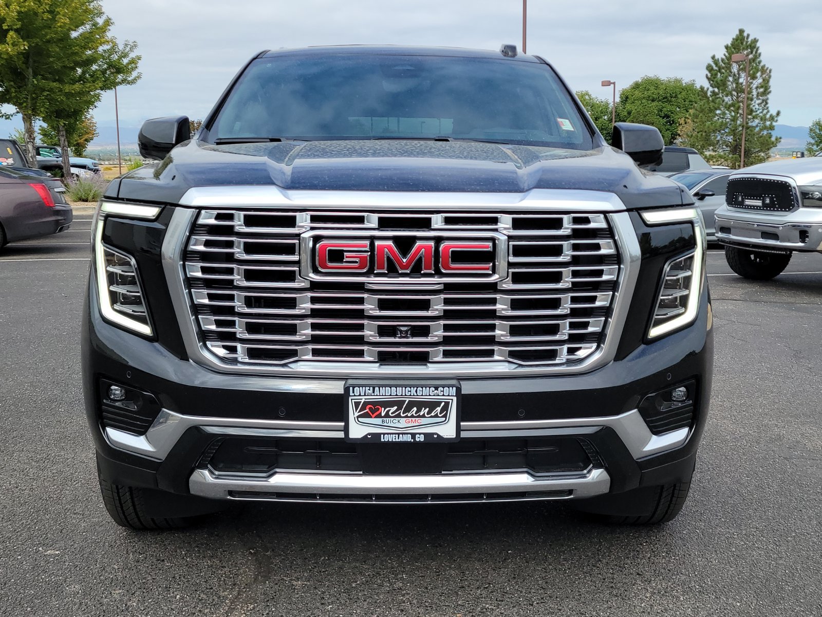 New 2026 GMC Yukon XL Denali w/ Denali Reserve Package AWD/4WD image 5