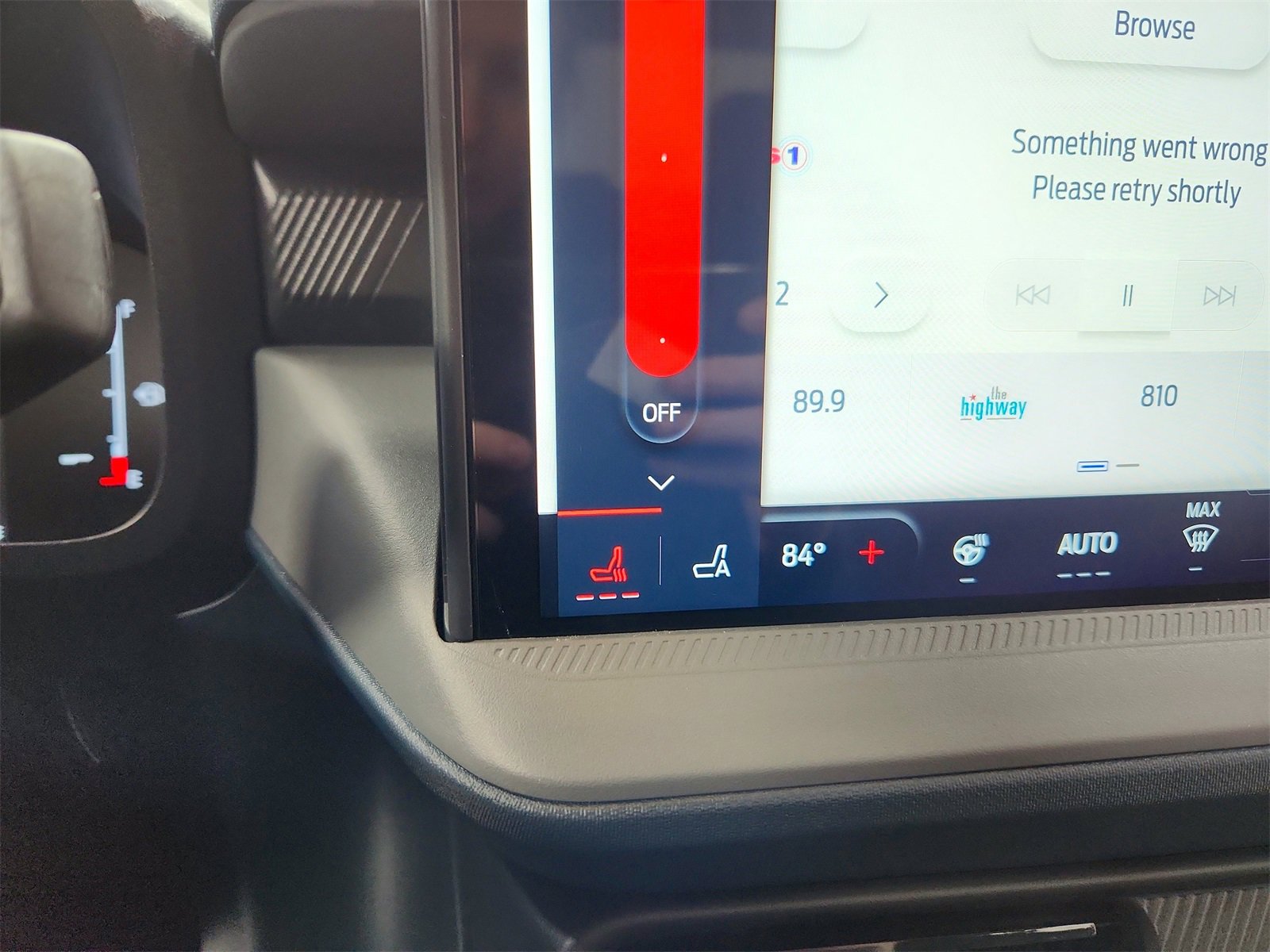 New 2025 Ford Maverick XLT w/ XLT Luxury Package image 29