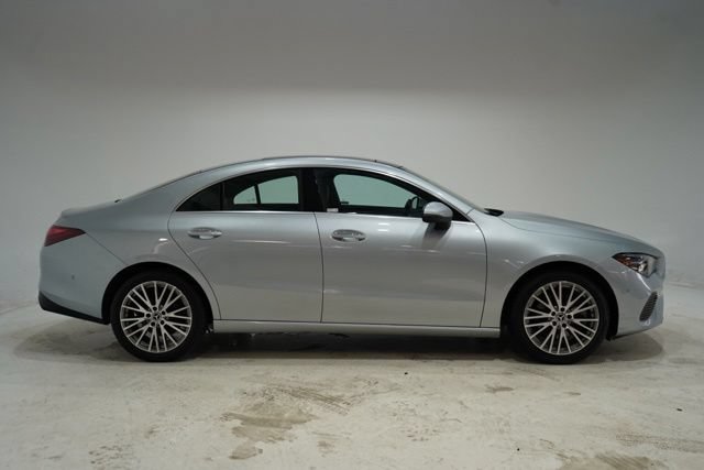 Used 2025 Mercedes-Benz CLA 250 image 8