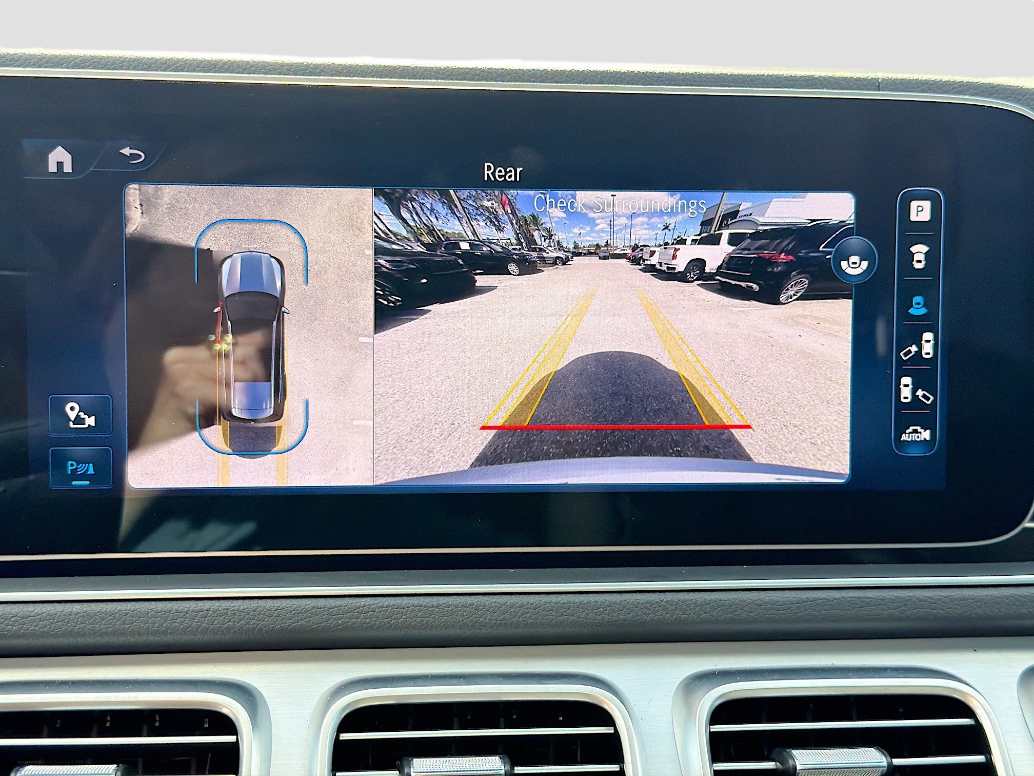 Used 2024 Mercedes-Benz GLS 450 4MATIC image 36