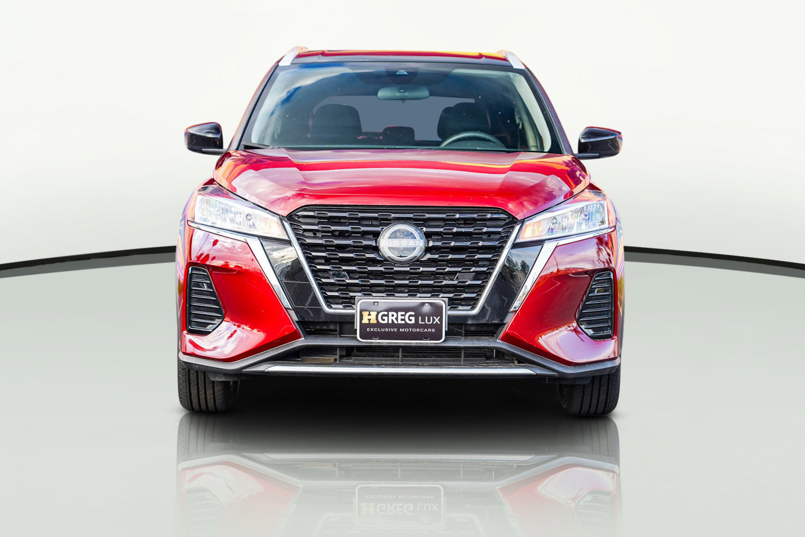 Used 2023 Nissan Kicks SV image 4