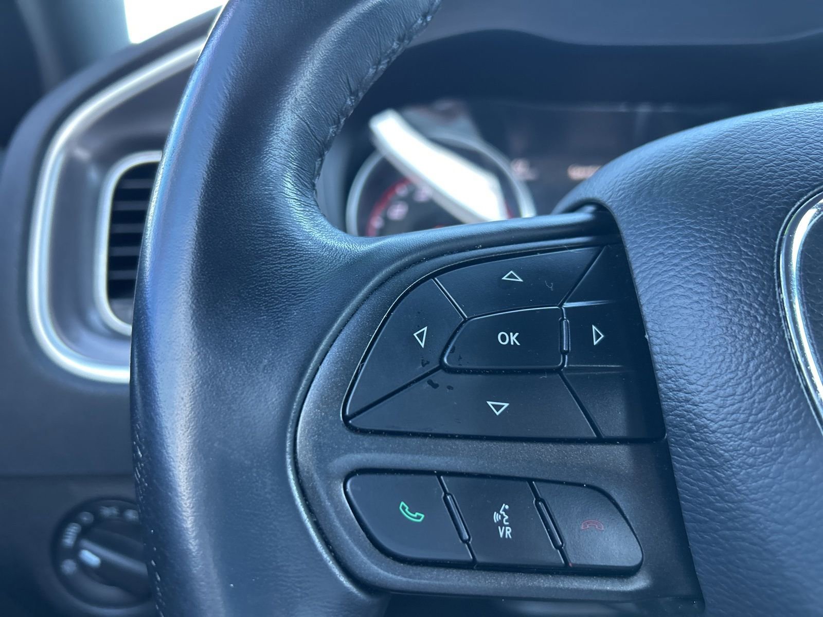 Certified 2020 Dodge Charger SXT image 16