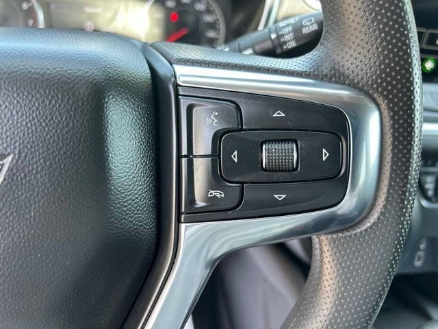 Used 2023 Chevrolet Blazer LT w/ Convenience Package FWD image 18