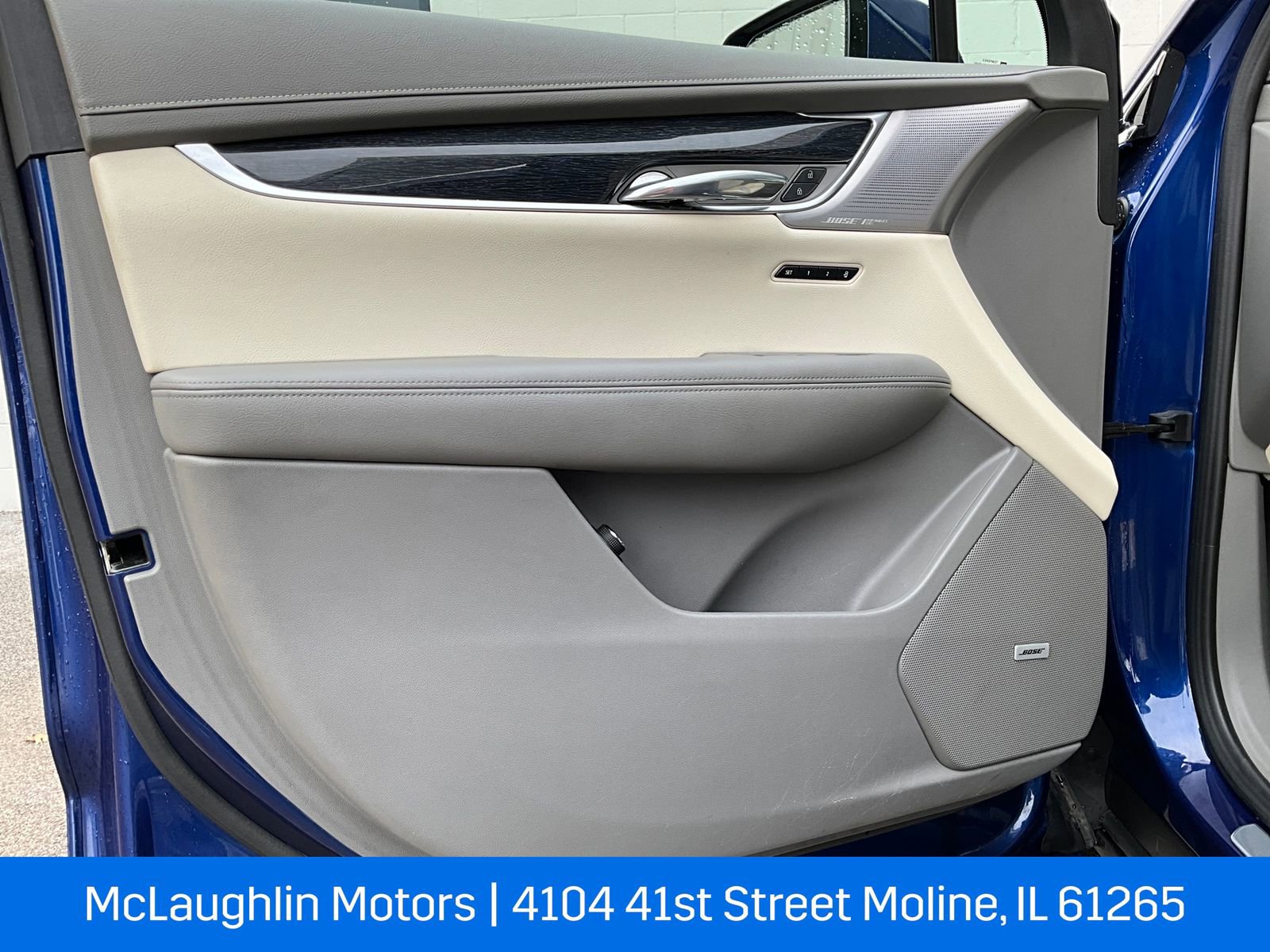 Certified 2023 Cadillac XT6 Premium Luxury image 11