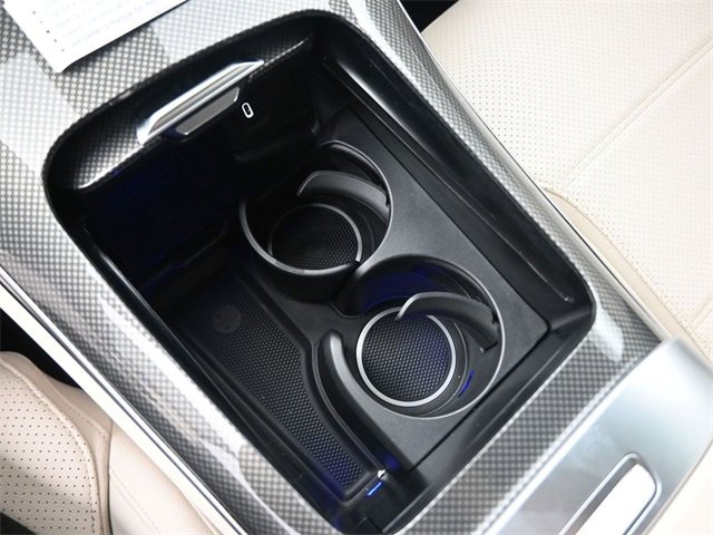 New 2025 Mercedes-Benz GLC 300 image 31