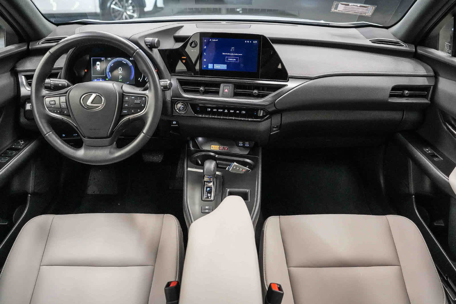 Used 2025 Lexus UX 300h FWD w/ Accessory Package (Z2) image 12