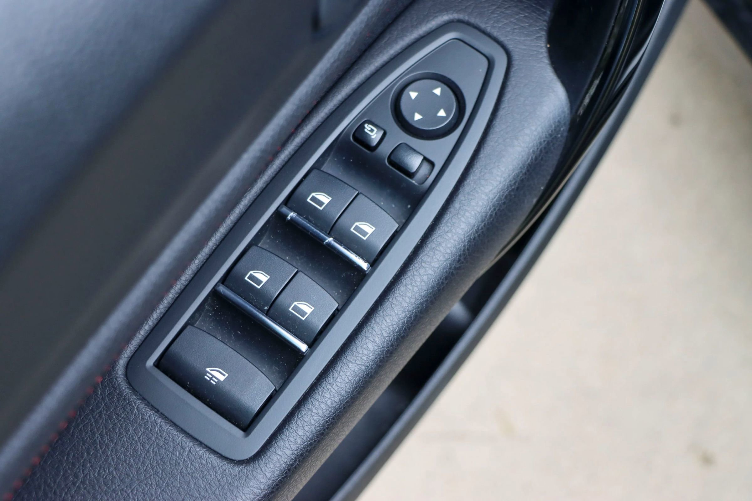 Used 2018 BMW 230i Convertible w/ Premium Package image 19