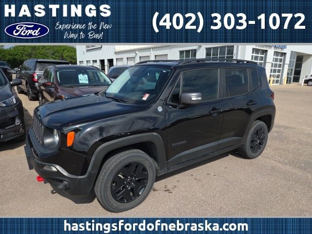 Used 2017 Jeep Renegade Trailhawk AWD/4WD image 1