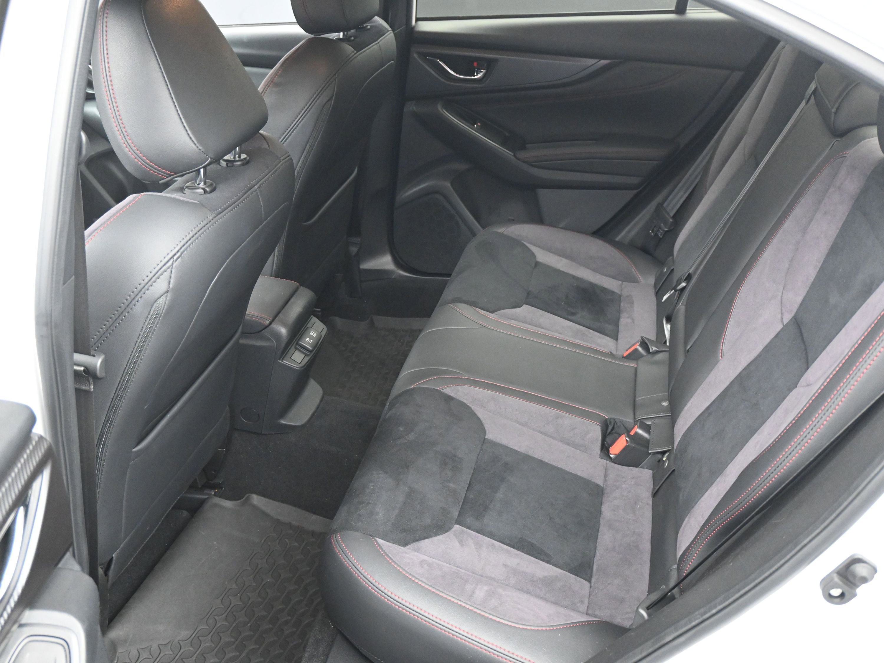 Used 2022 Subaru WRX Limited image 6