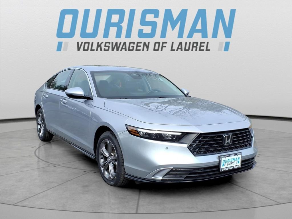 Used 2023 Honda Accord EX-L image 1