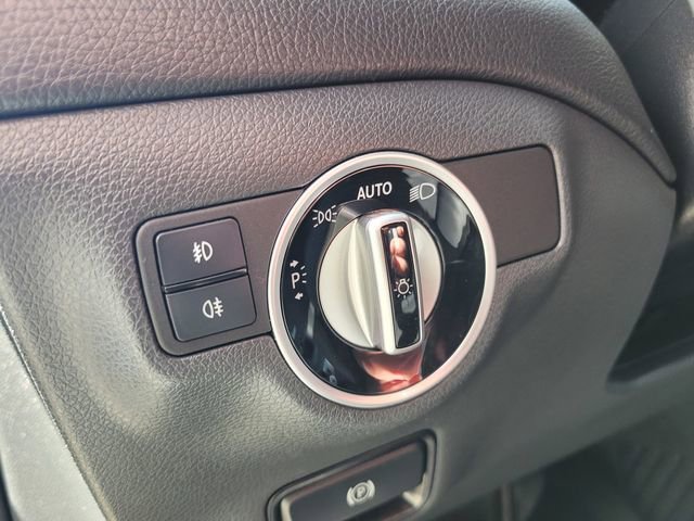 Used 2020 Mercedes-Benz GLA 250 4MATIC image 19