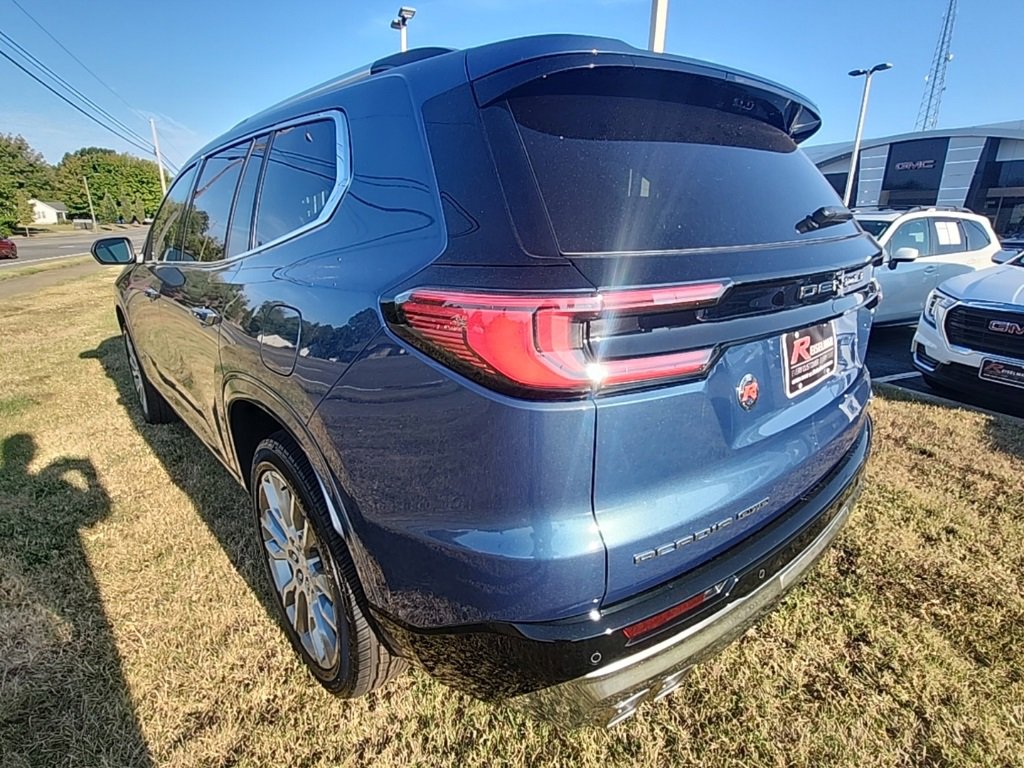 New 2026 GMC Acadia Denali w/ Super Cruise Package image 5