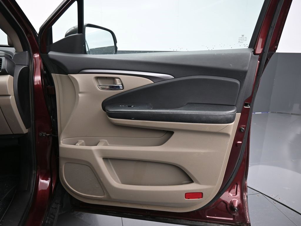 Used 2017 Honda Ridgeline RTL image 37