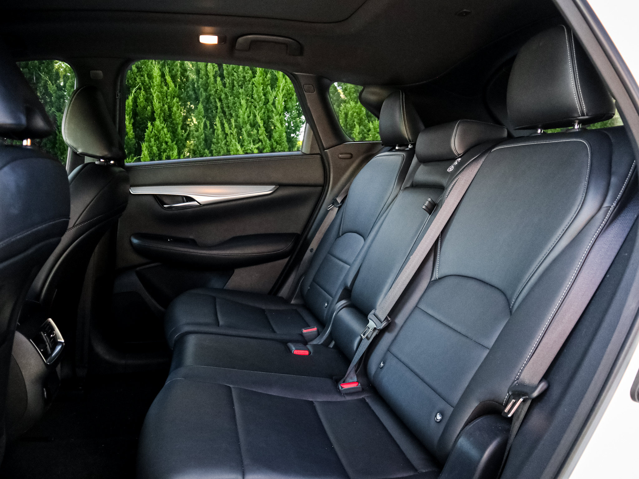 Used 2020 INFINITI QX50 Essential w/ Edition 30 Package FWD image 8