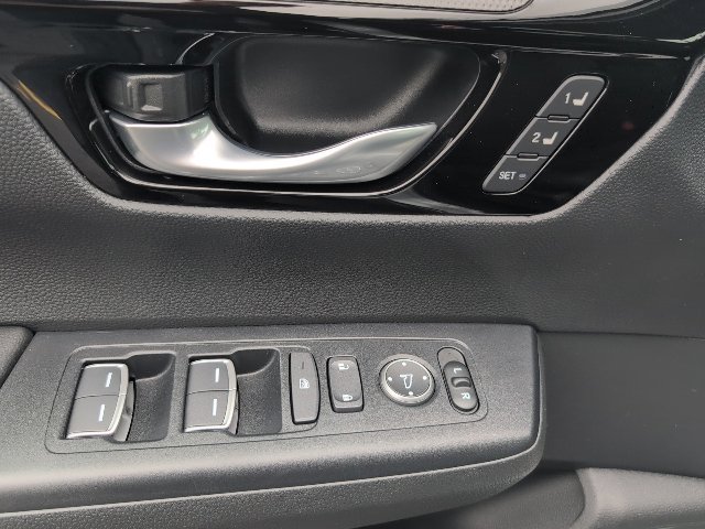 Used 2024 Honda CR-V Sport Touring image 13