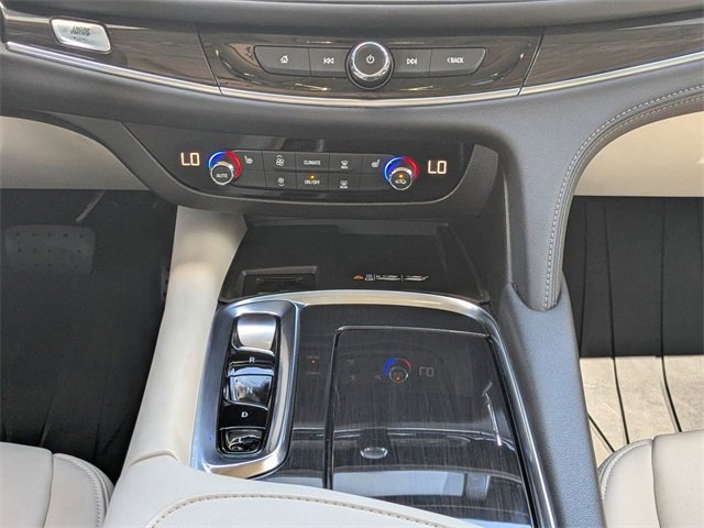 Used 2022 Buick Enclave Essence w/ Experience Buick Package image 22