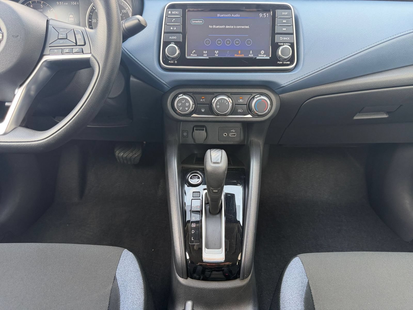 Used 2025 Nissan Versa SV FWD image 39