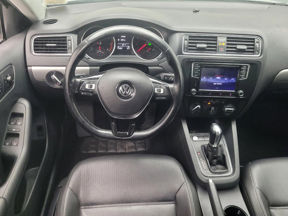 Used 2017 Volkswagen Jetta SE FWD image 22