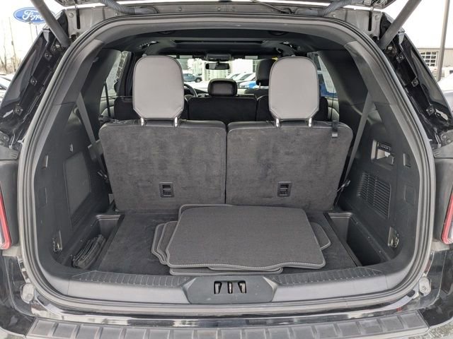 Used 2022 Ford Explorer ST w/ Equipment Group 401A image 19