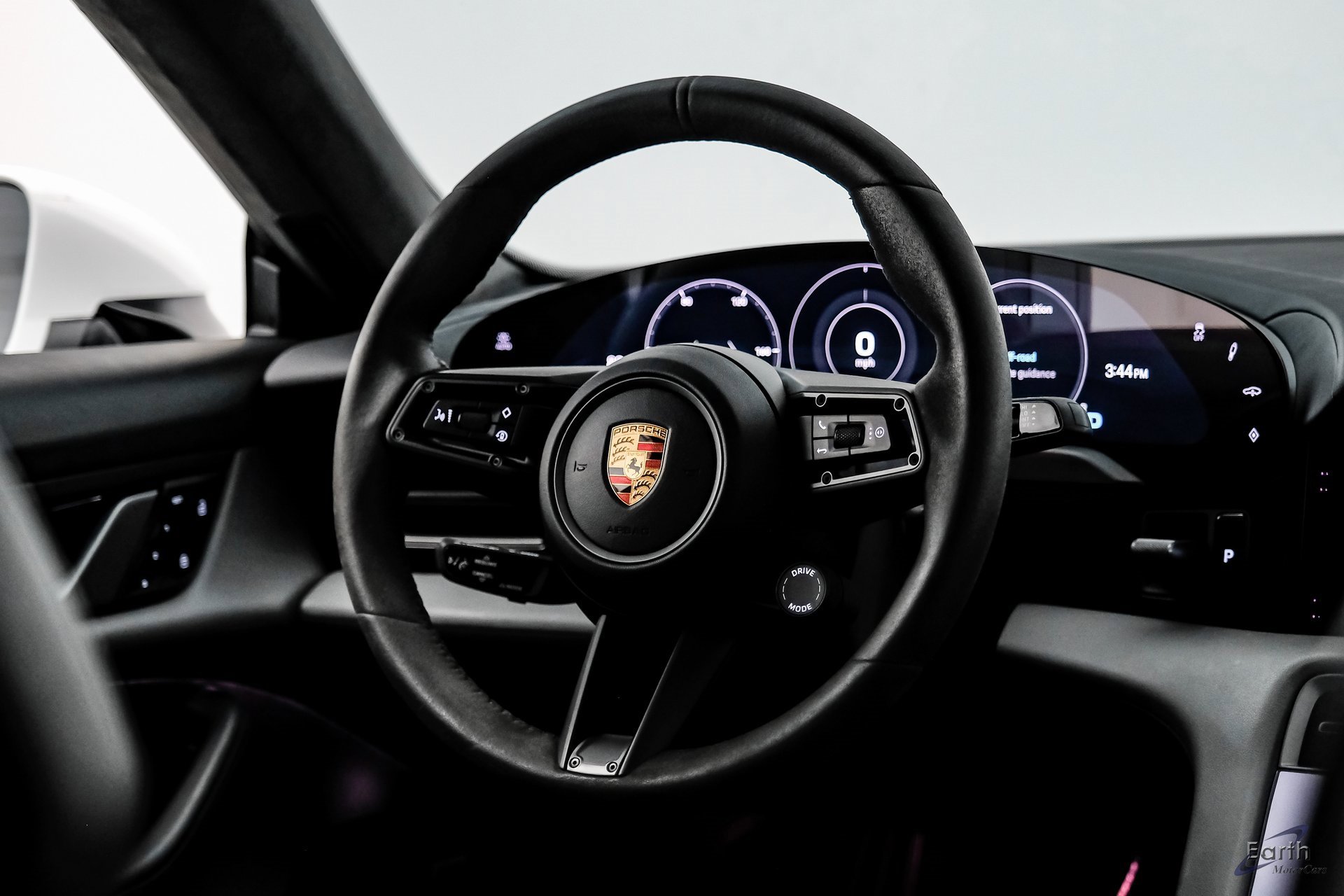 Used 2020 Porsche Taycan Turbo S image 50