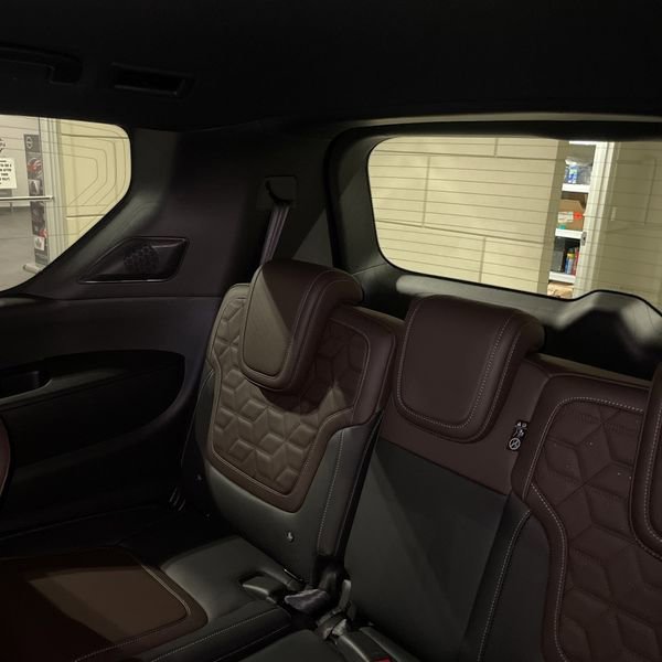 Used 2025 Nissan Armada Platinum image 29