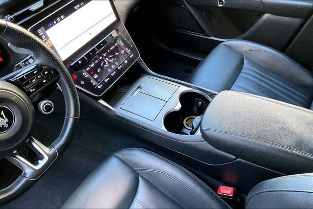Used 2024 Maserati Grecale GT image 17
