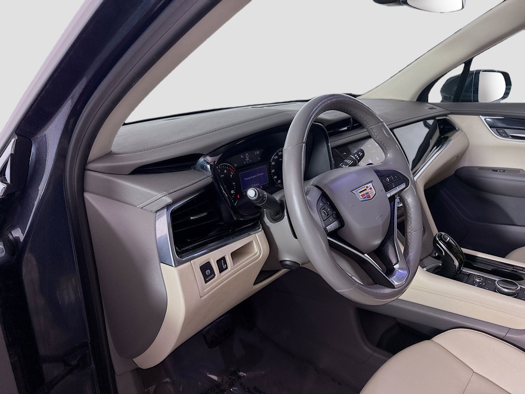 Used 2020 Cadillac XT6 Premium Luxury AWD/4WD image 23
