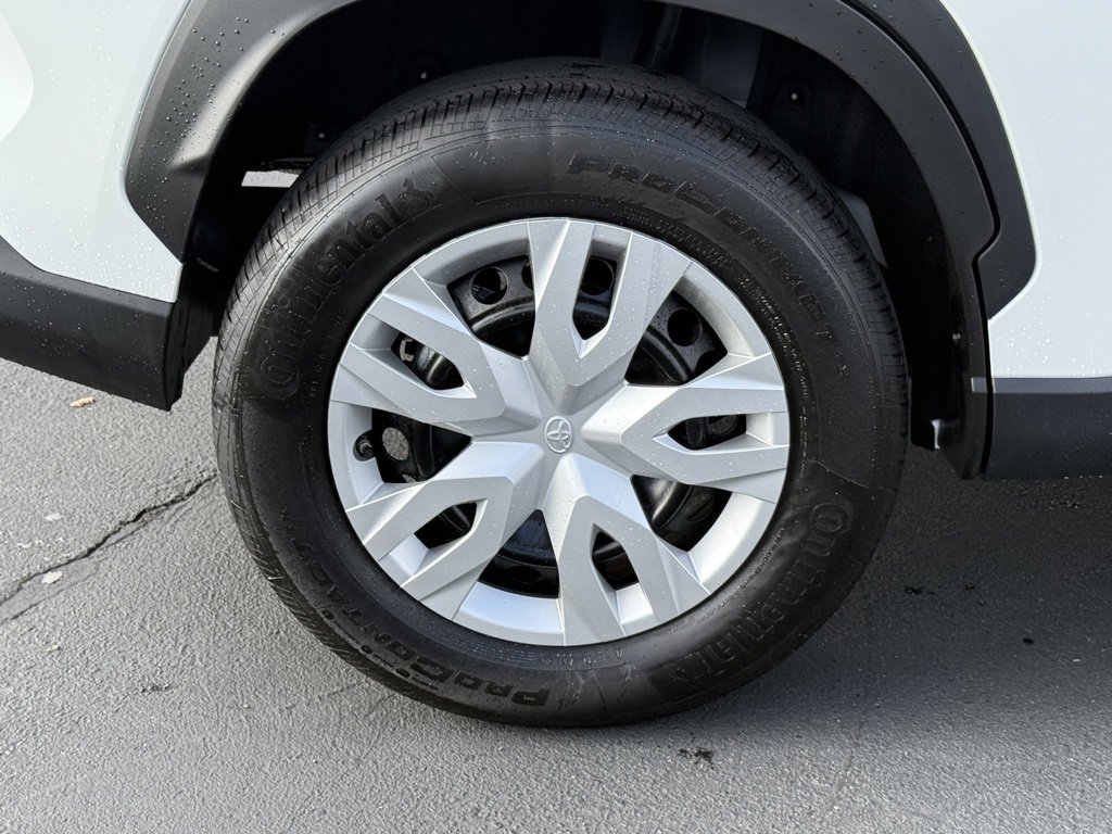 Certified 2025 Toyota Corolla Cross L image 19