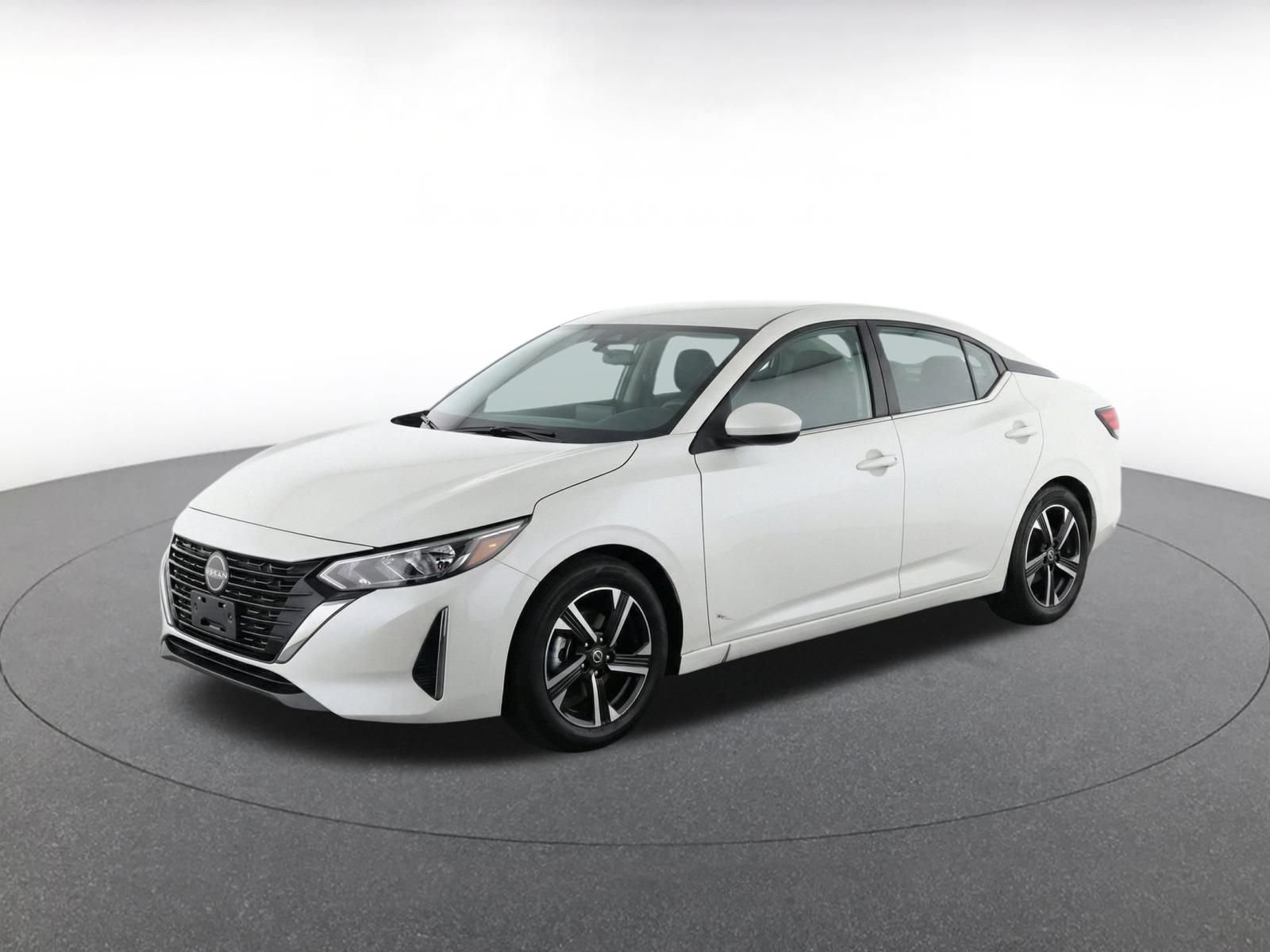 Used 2025 Nissan Sentra SV FWD image 3