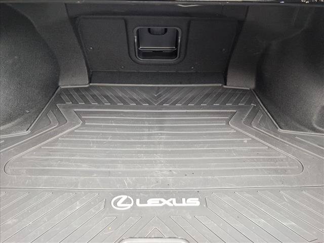 Used 2025 Lexus ES 300h w/ Premium Package FWD image 6